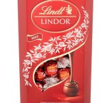 Lindt Lindor Milk Chocolate Truffles Pack of 600g